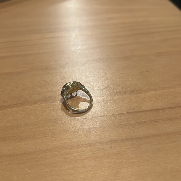Ring - Picture 6 of 8